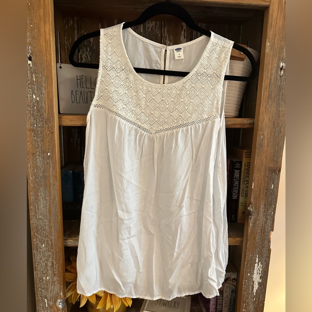 Old navy lace neck tank top